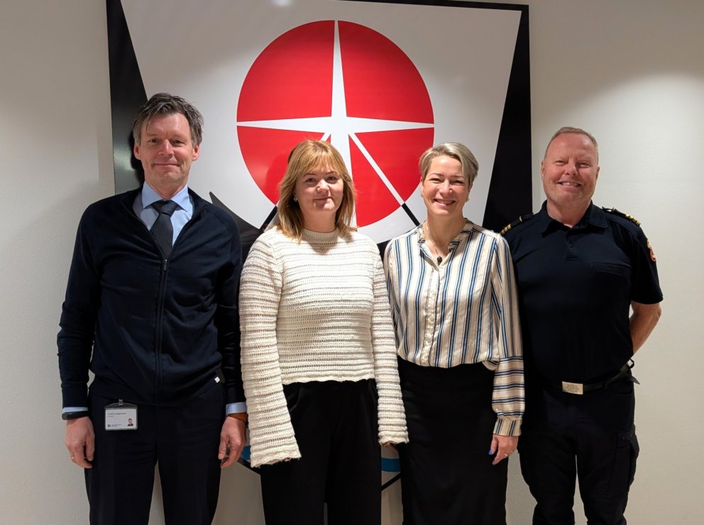 Lúðvík Þorgeirsson, forstjóri HVEST, Elísabet Samúelsdóttir, framkvæmdastjóri fjármála og reksturs h&hellip;