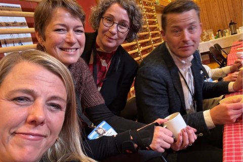 Nokkrir af fulltrúum Ísafjarðarbæjar á Fjórðungsþingi Vestfirðinga í Bjarnarfirði.
