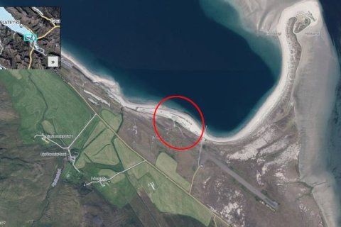 Gróf afmörkun á svæði þar sem unnið verður nýtt deiliskipulag og breyting á aðalskipulagi vegna baðs&hellip;