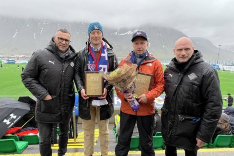 Jörundur Áki Sveinsson, starfandi framkvæmdastjóri KSÍ, Gylfi Ólafsson, formaður bæjarráðs, Svavar Þ&hellip;