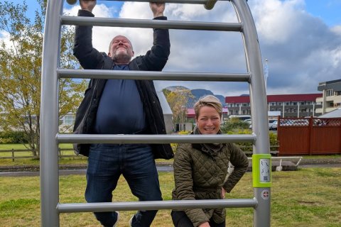 Baldur Ingi Jónasson, mannauðsstjóri Ísafjarðarbæjar, og Sigríður Júlía Brynleifsdóttir, bæjarstjóri&hellip;